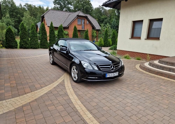 Mercedes-Benz Klasa E cena 78000 przebieg: 149000, rok produkcji 2012 z Gołdap małe 781